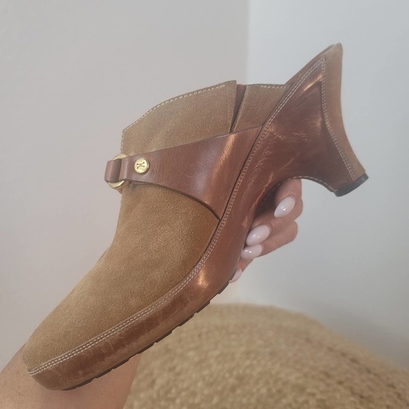 COLE HAAN SLIP-ON SUEDE WEDGE HEELS CLOGS BUCKLE SANDAL WOMEN'S SIZE 9 - Picture 9 of 13